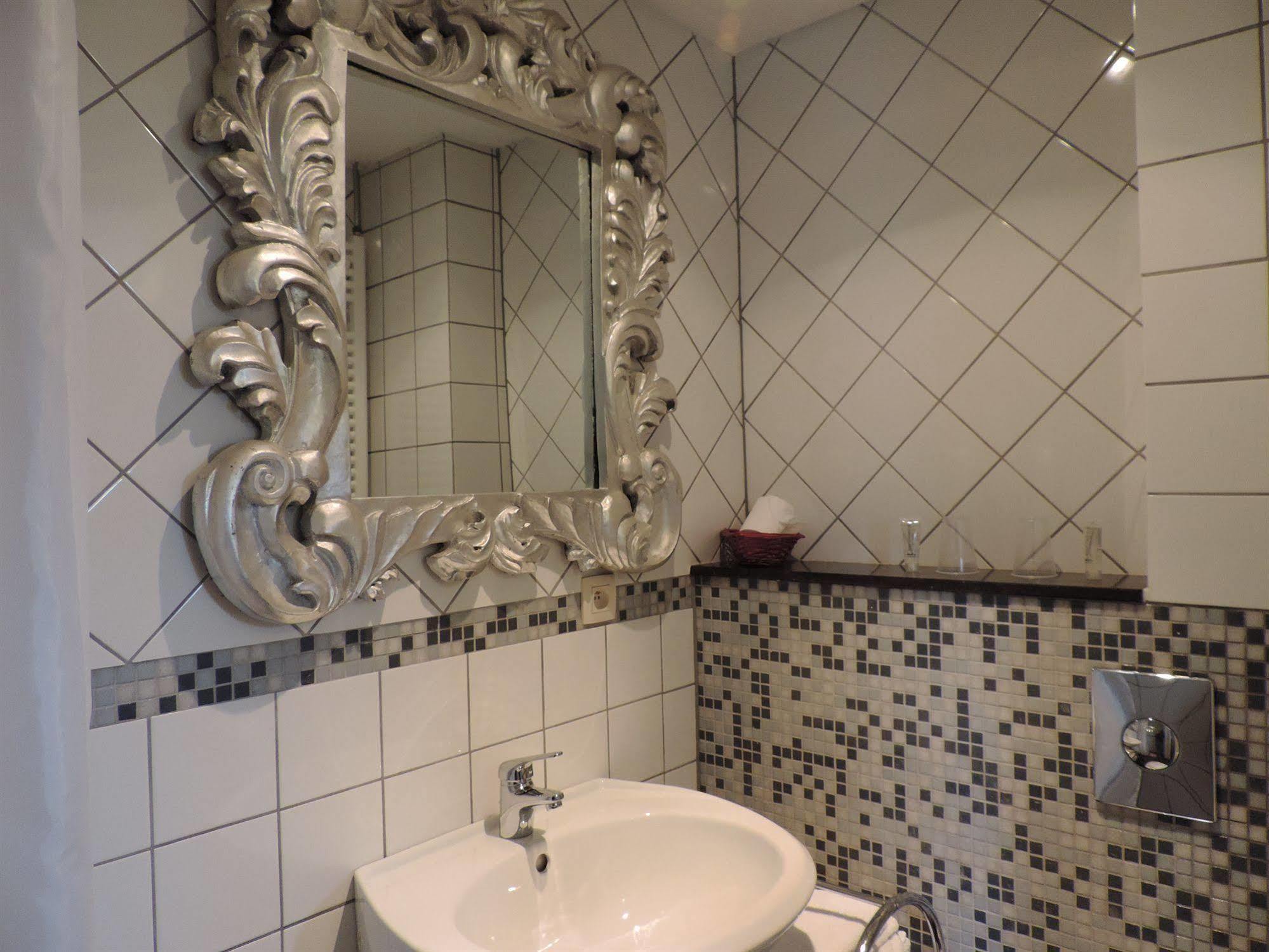 Hotel Berneau Zewnętrze zdjęcie