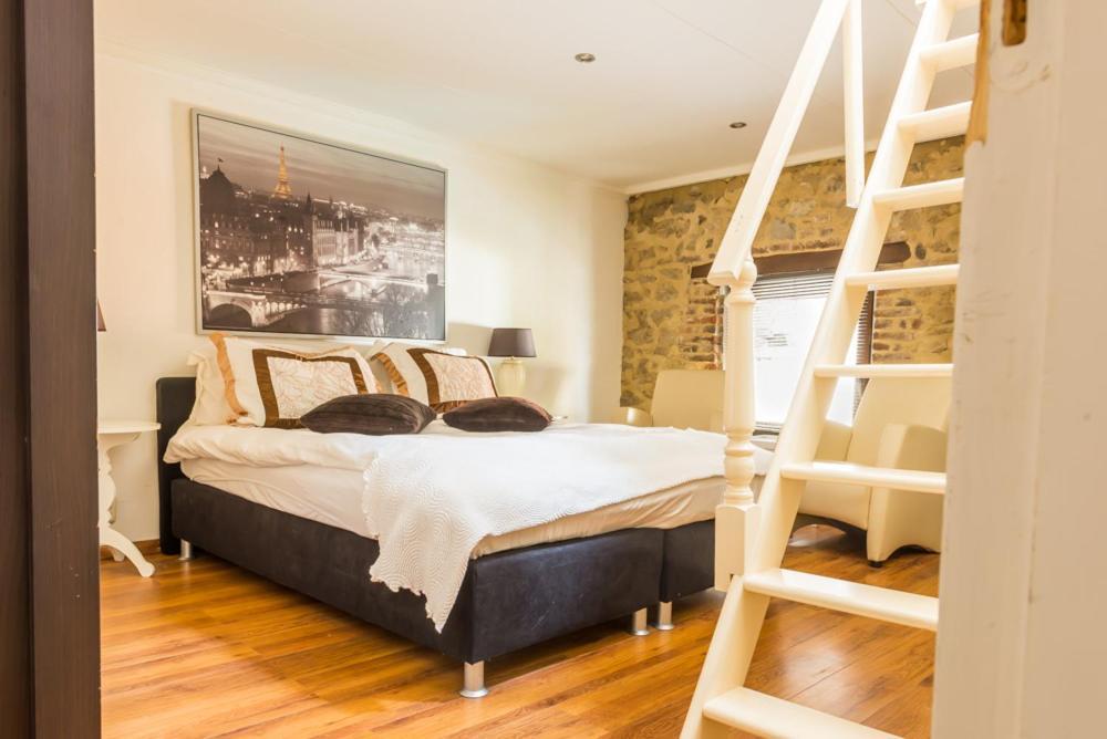 Hotel Berneau Zewnętrze zdjęcie